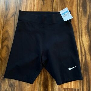 NWT Nike biker shorts